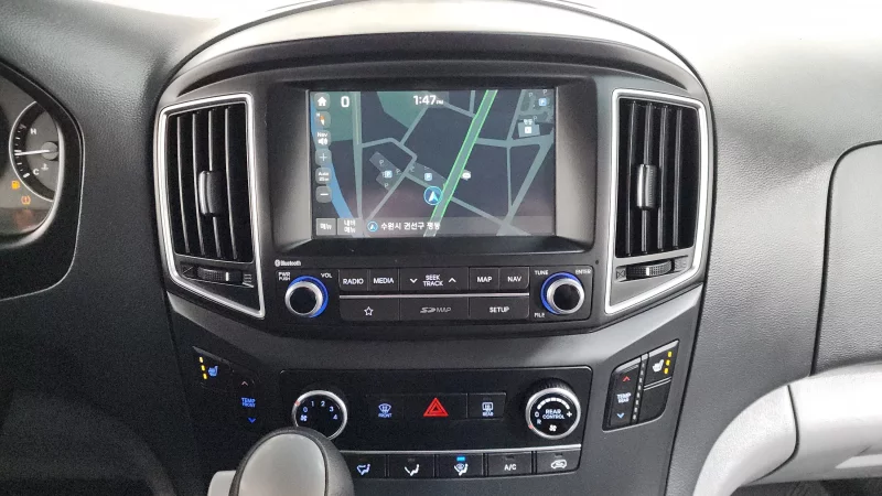 Hyundai Grand Starex