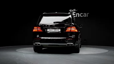 Mercedes-Benz M-class