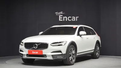 Volvo V90