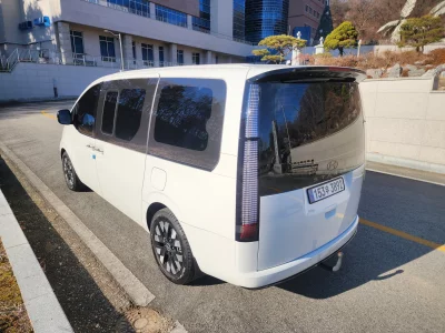 Hyundai Staria