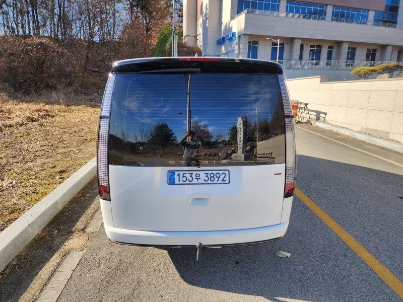 Hyundai Staria