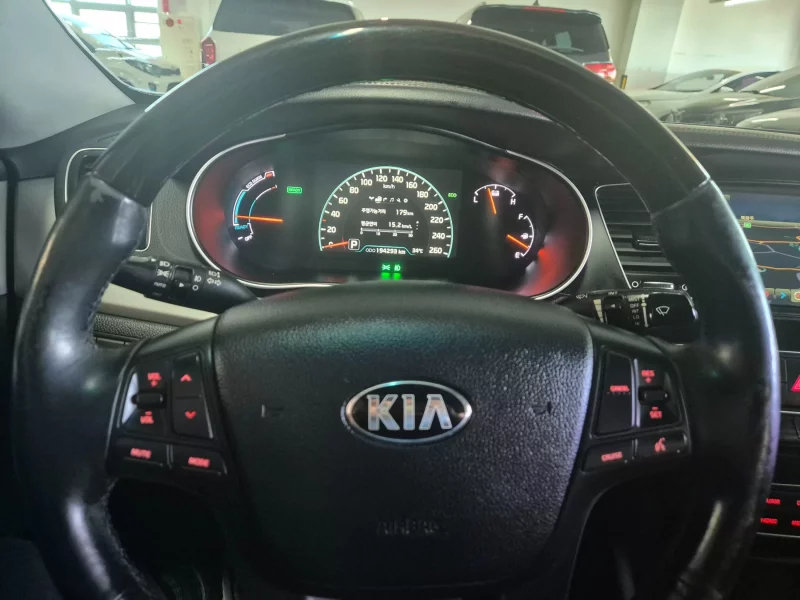 Kia K7