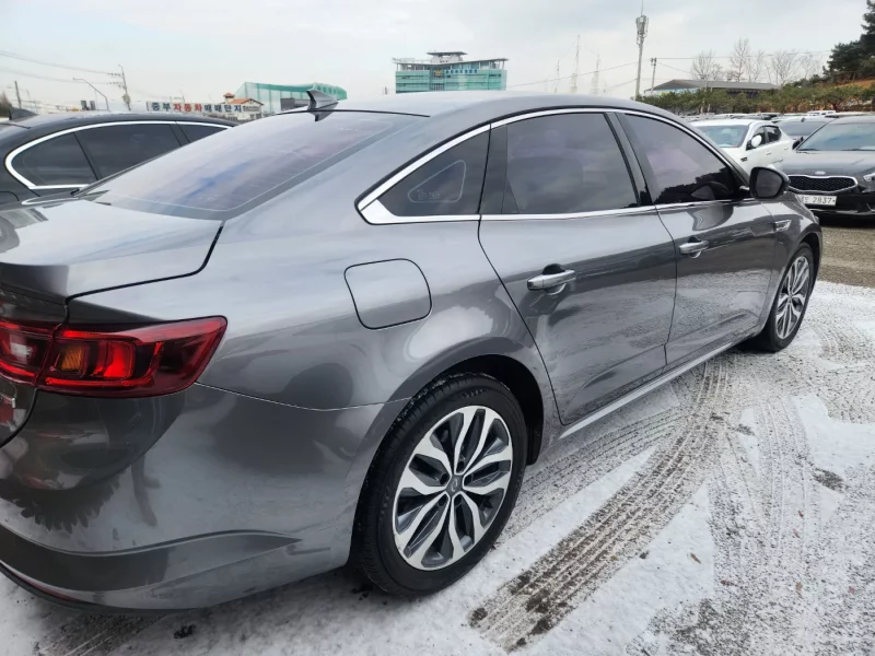 Renault Samsung SM6