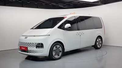 Hyundai Staria