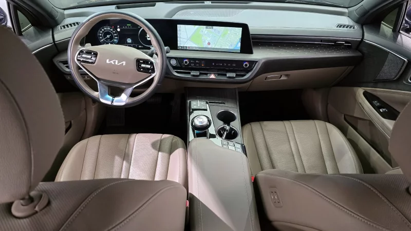 Kia K8