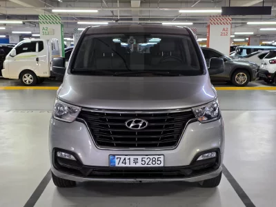 Hyundai Starex