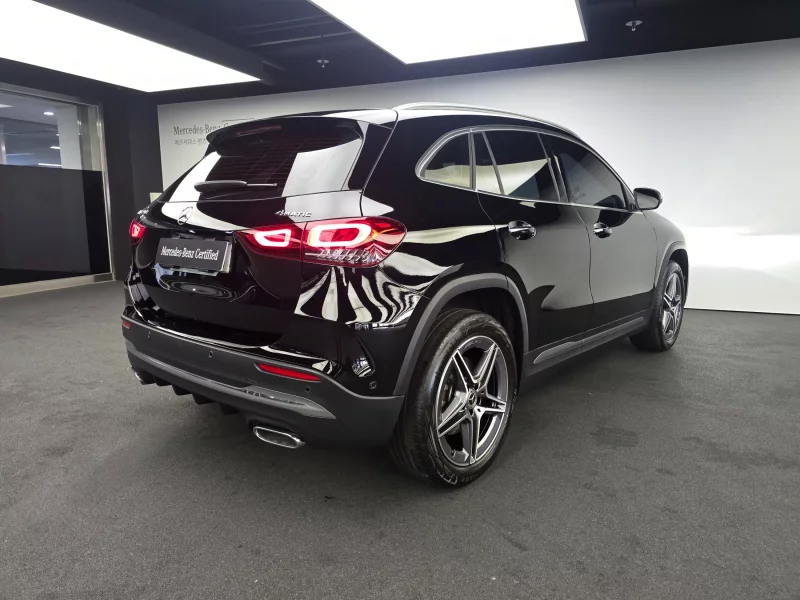 Mercedes-Benz GLA-Class