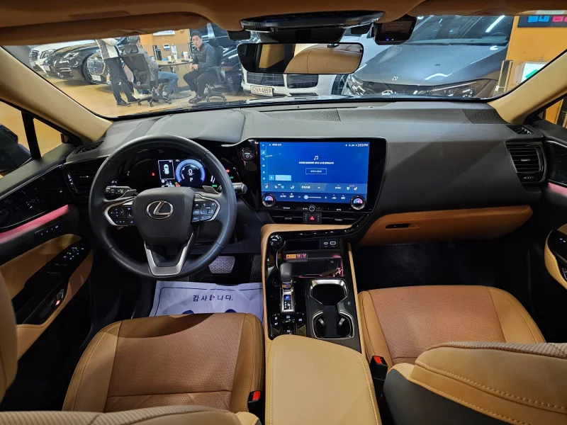 Lexus NX350h