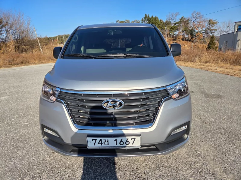 Hyundai Grand Starex