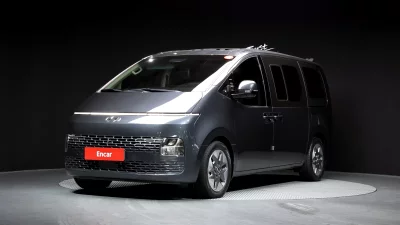 Hyundai Staria