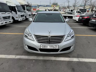 Hyundai Equus