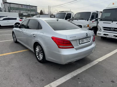Hyundai Equus