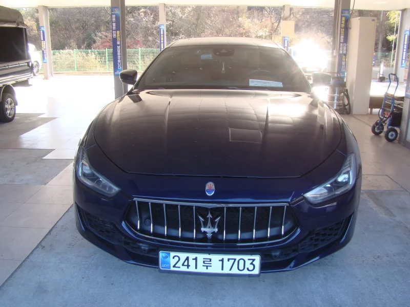 Maserati GHIBLI