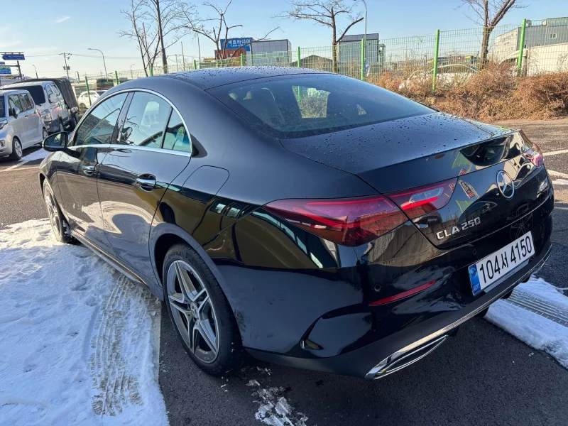 Mercedes-Benz CLA-Class