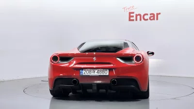 Ferrari 488