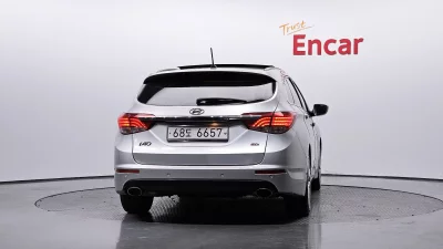 Hyundai I40