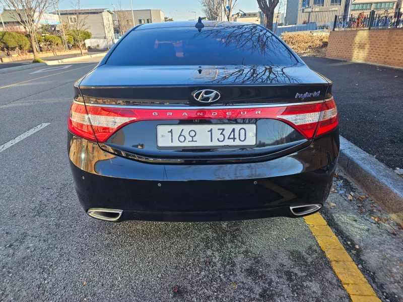 Hyundai Grandeur