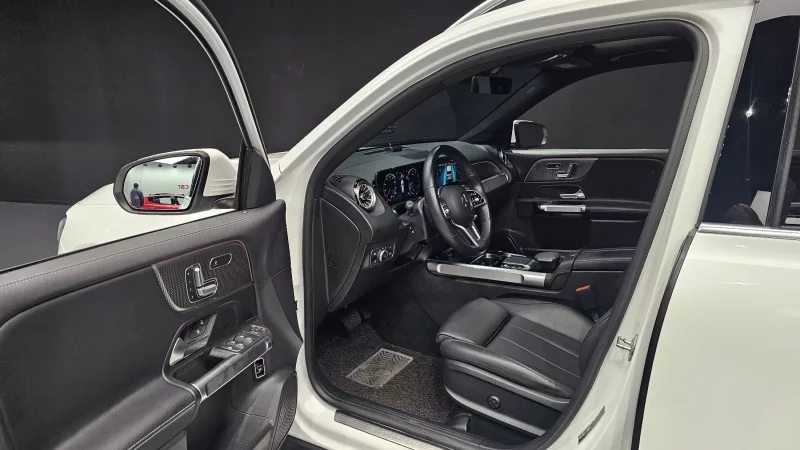 Mercedes-Benz GLB-Class