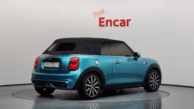 MINI Cooper Convertible