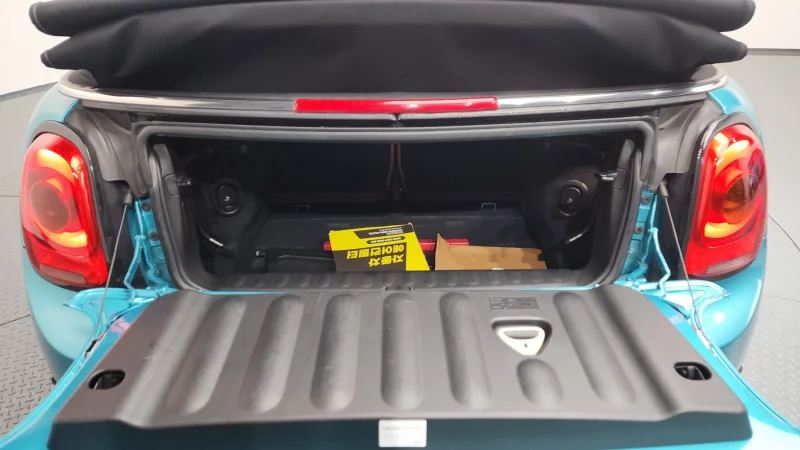 MINI Cooper Convertible