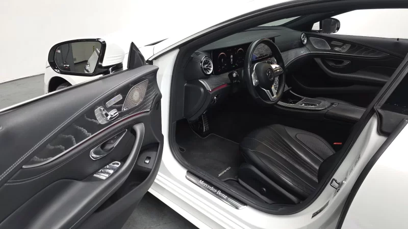 Mercedes-Benz CLS-Class