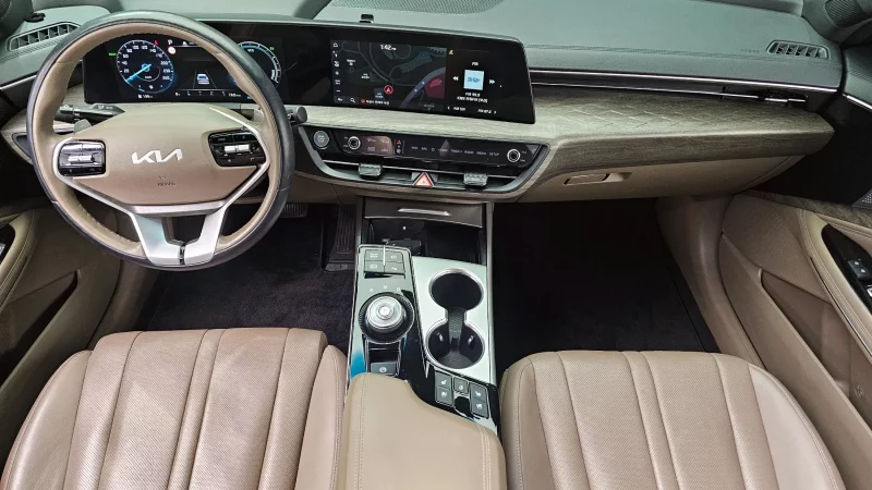 Kia K8