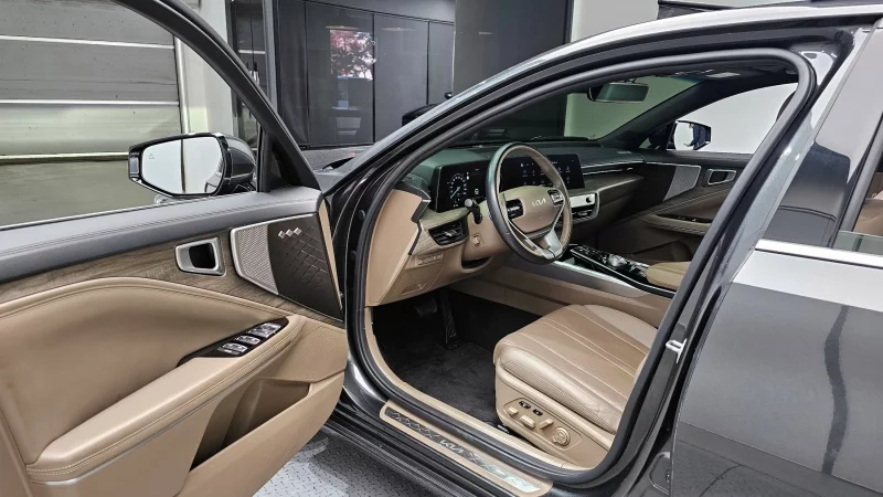 Kia K8