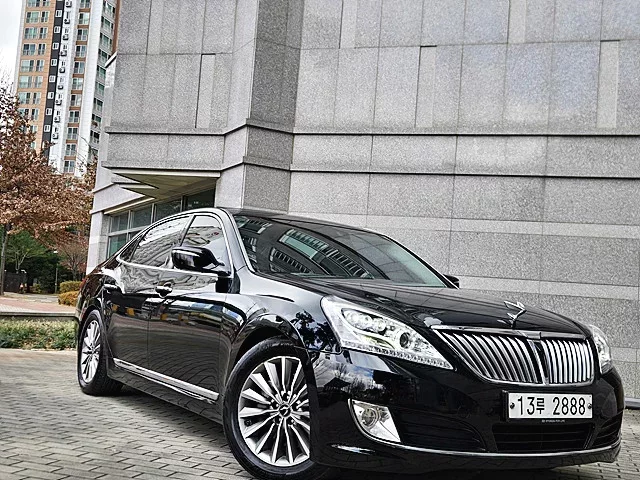 Hyundai Equus