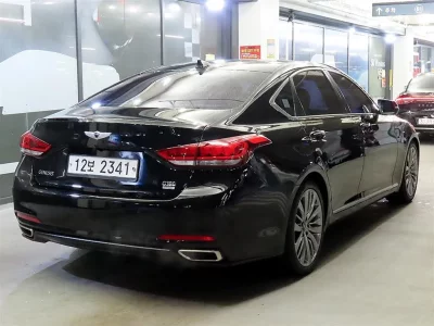 Hyundai Genesis
