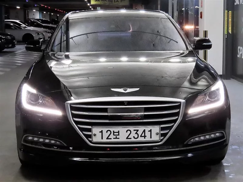 Hyundai Genesis