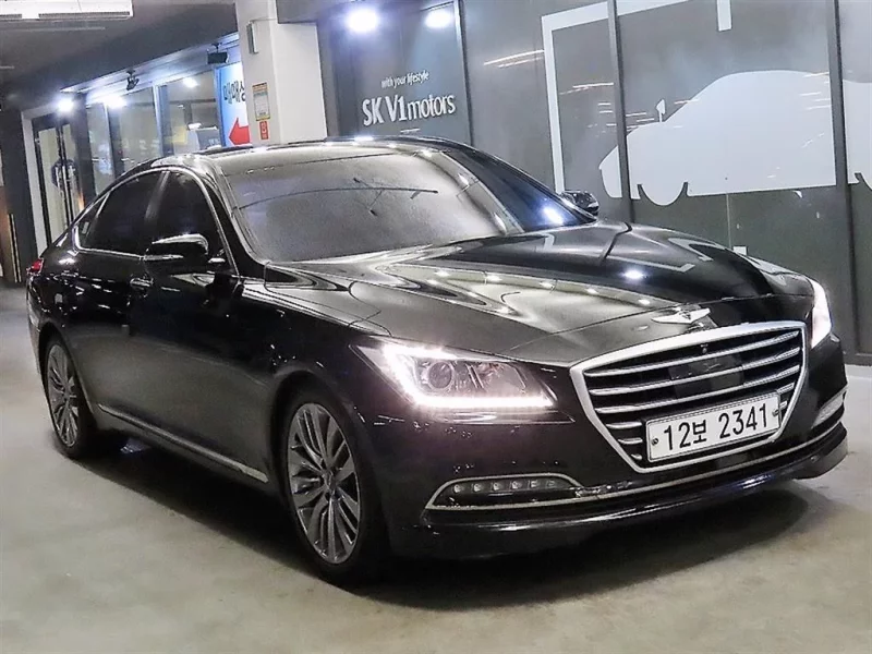 Hyundai Genesis