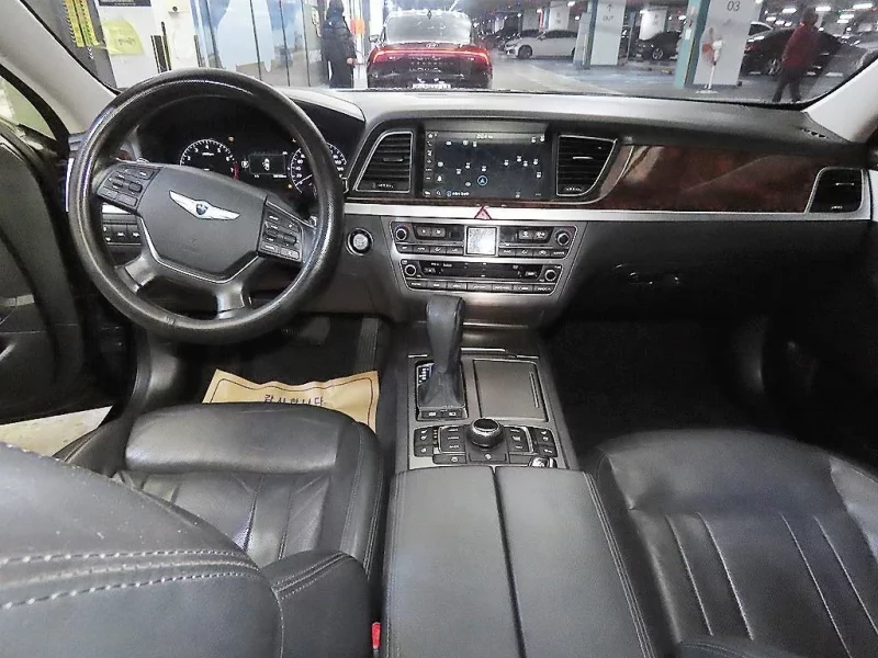 Hyundai Genesis