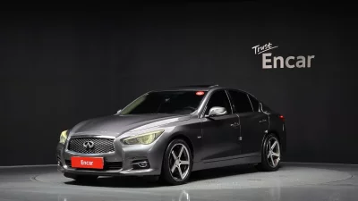 Infiniti Q50