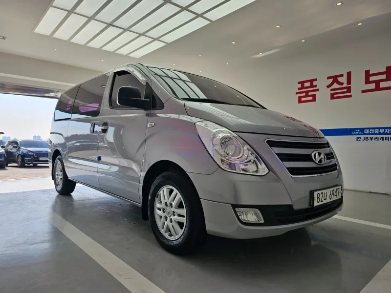 Hyundai Grand Starex