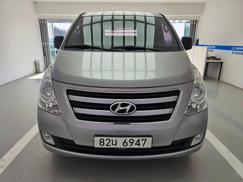 Hyundai Grand Starex