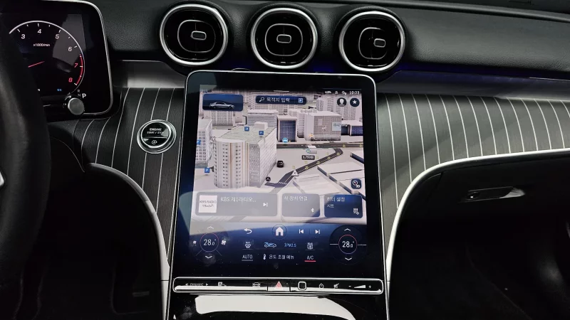 Mercedes-Benz C-Class