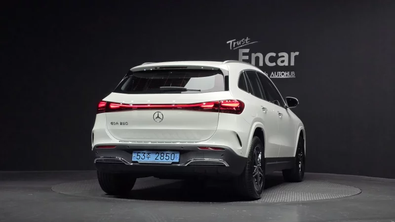 Mercedes-Benz EQA