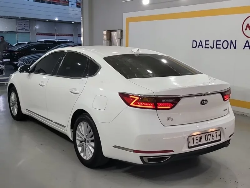 Kia K7