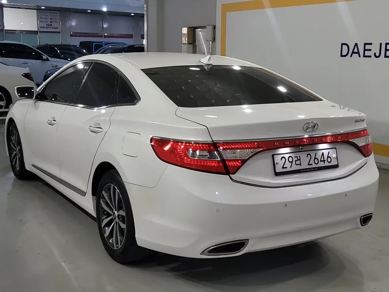 Hyundai Grandeur