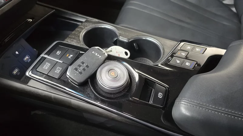 Kia K8