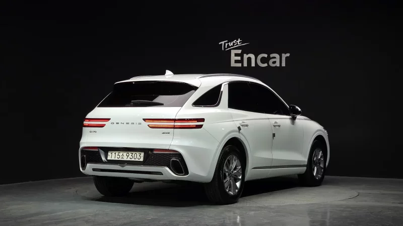 Genesis GV70