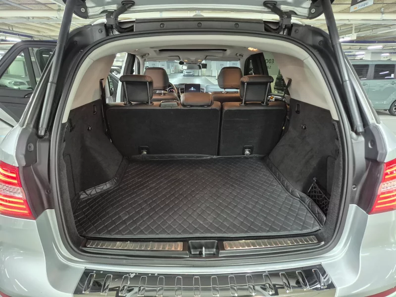 Mercedes-Benz M-class