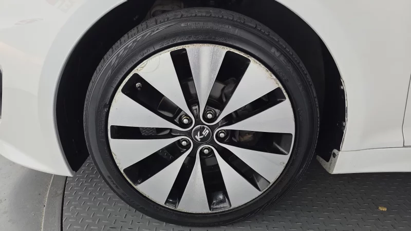 Kia K5