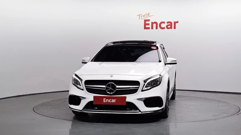 Mercedes-Benz GLA-Class