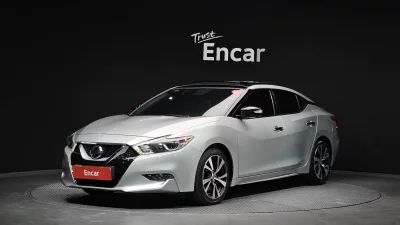 Nissan MAXIMA