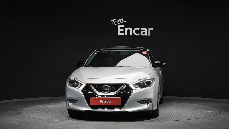 Nissan MAXIMA