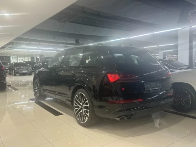 Audi SQ7
