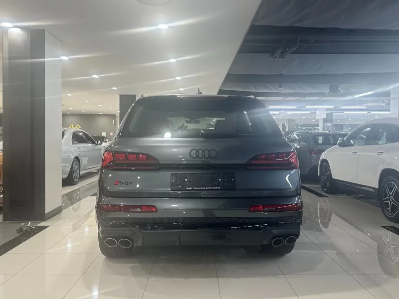 Audi SQ7
