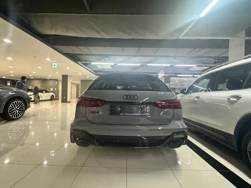 Audi RS6