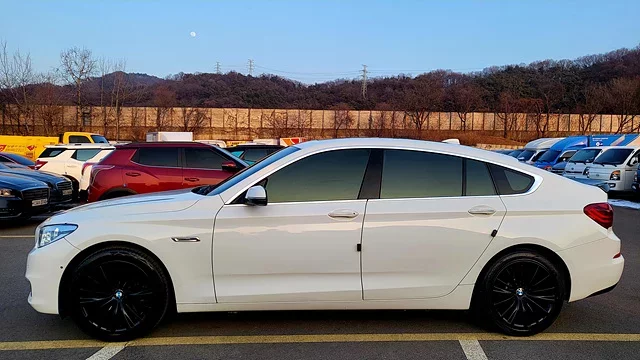 BMW 5-Series Gran Turismo